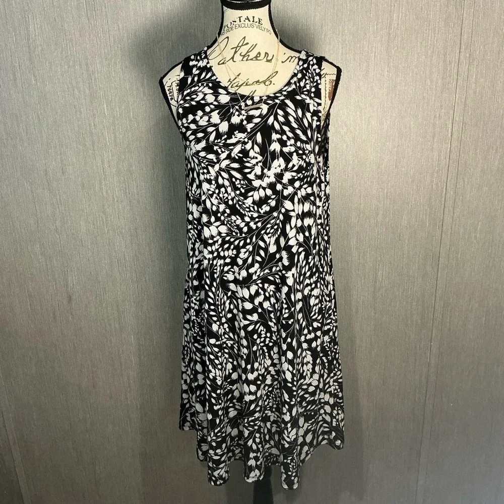 Karen Kane Monochrome Patterned Midi Dress Size Large - Picture 12 of 12